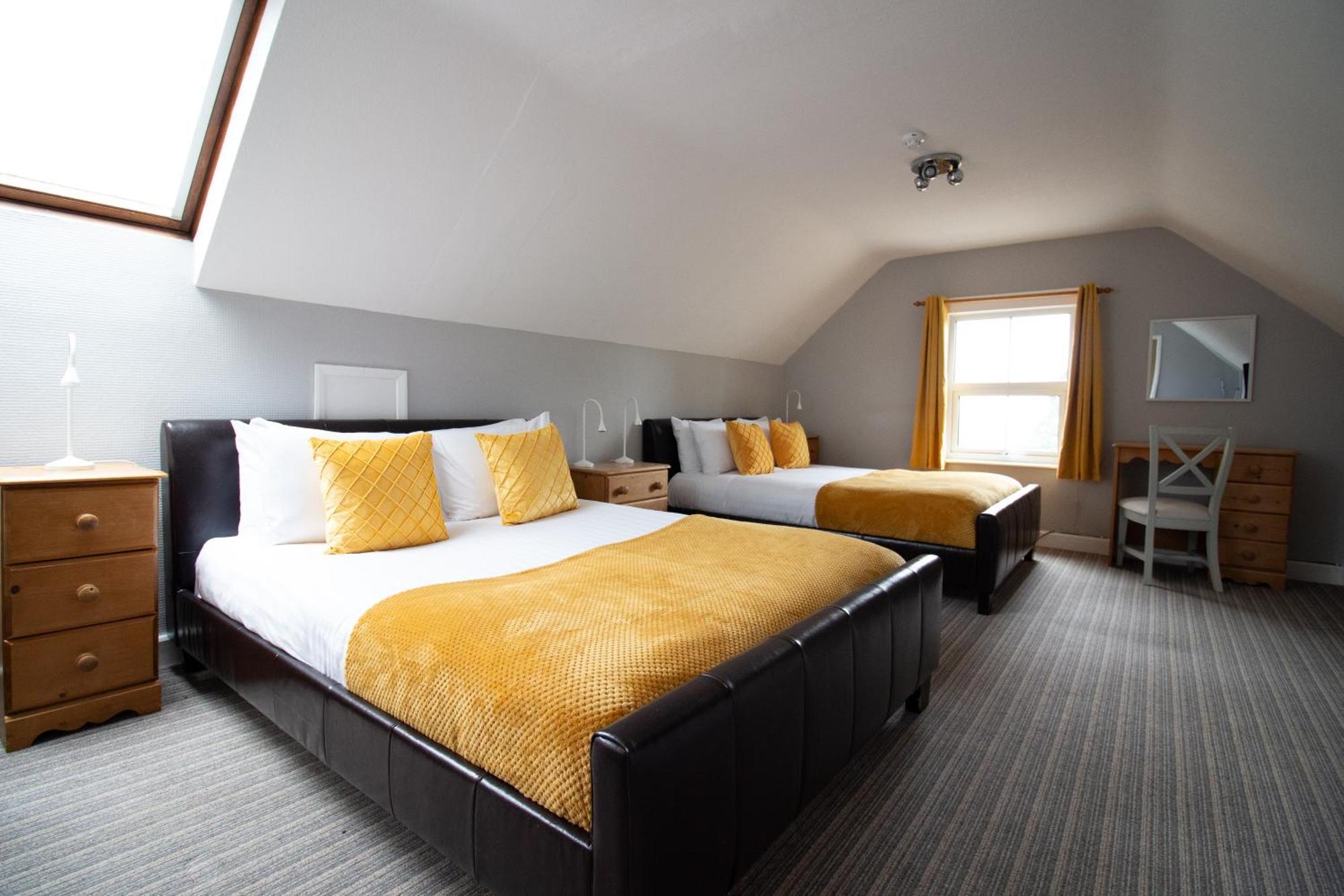 Newton House 3* Alstonfield